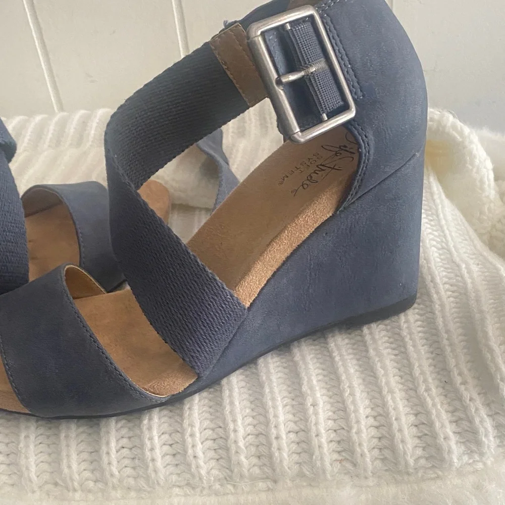 Life Stride Navy Wedge Sandals - Picture 4 of 6